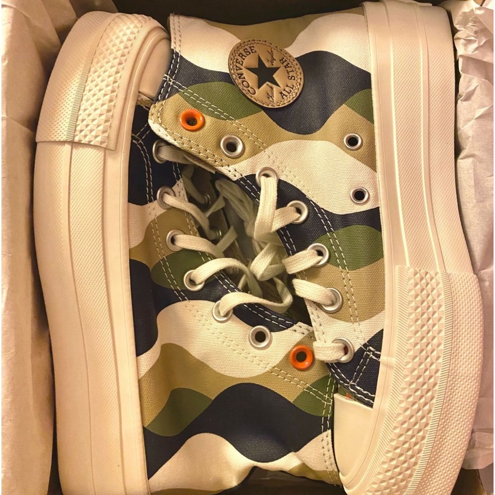 Chuck Taylor All Star High Top Platform Converse